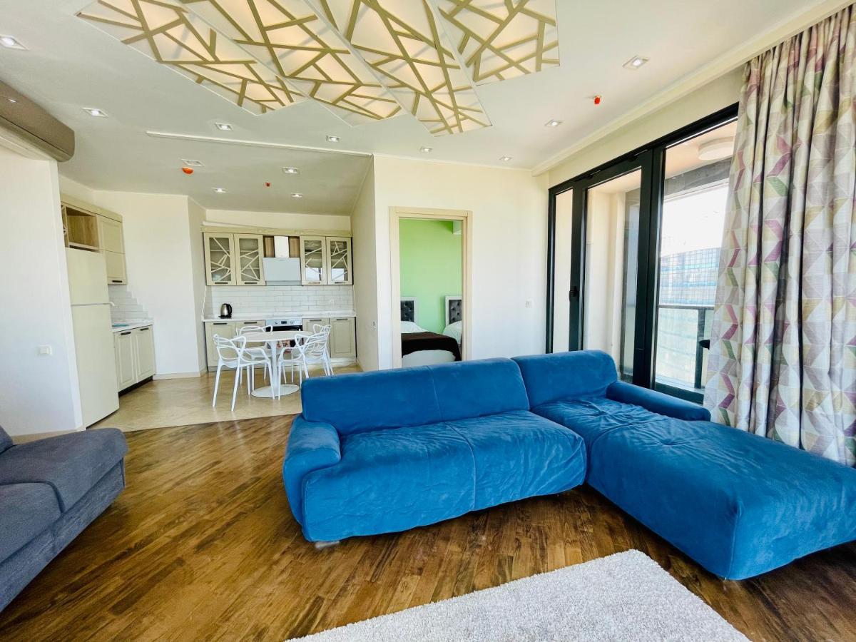 Balmaral Apart Hotel Batumi Kültér fotó