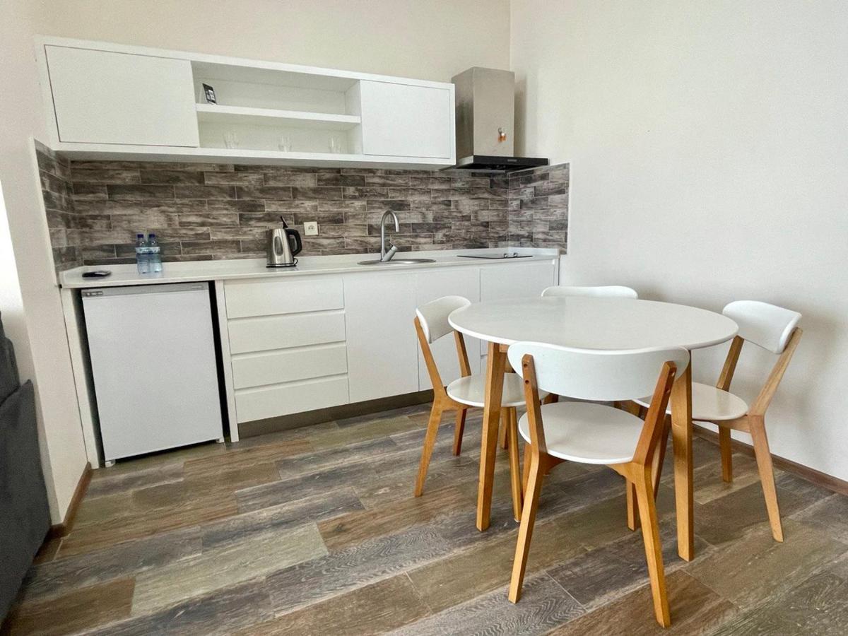 Balmaral Apart Hotel Batumi Kültér fotó