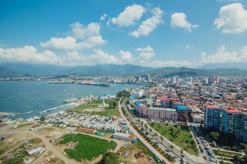 Balmaral Apart Hotel Batumi Kültér fotó