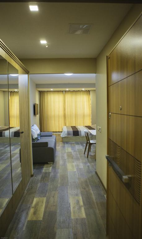 Balmaral Apart Hotel Batumi Kültér fotó