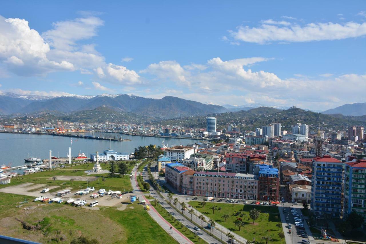 Balmaral Apart Hotel Batumi Kültér fotó