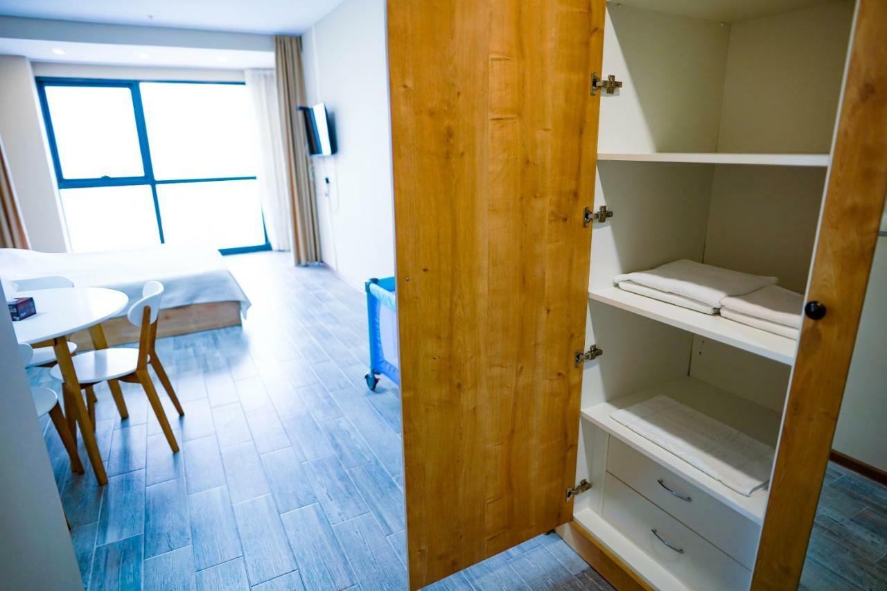 Balmaral Apart Hotel Batumi Kültér fotó